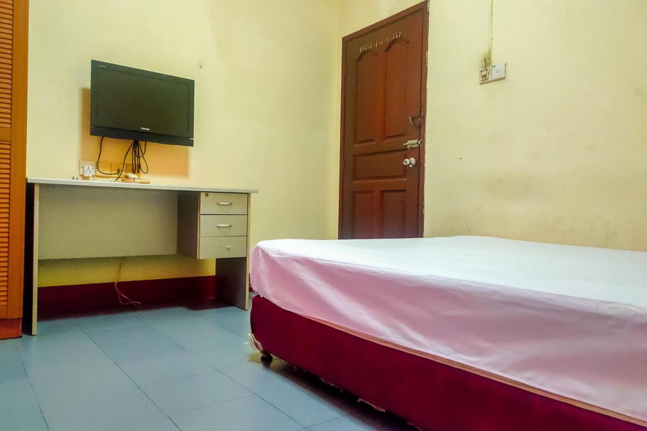 Oyo 3372 Hotel Pelita Terang 纳柯亚 外观 照片