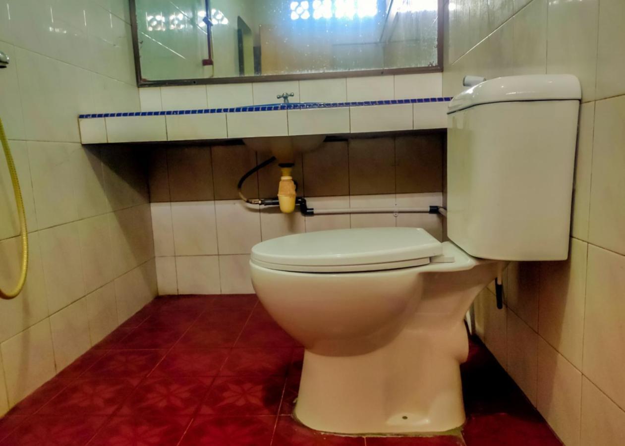 Oyo 3372 Hotel Pelita Terang 纳柯亚 外观 照片