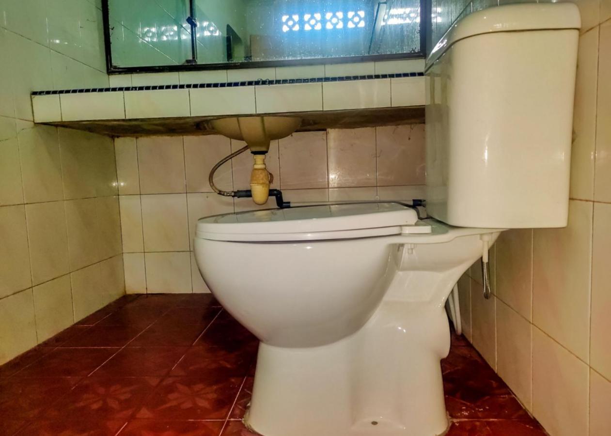 Oyo 3372 Hotel Pelita Terang 纳柯亚 外观 照片