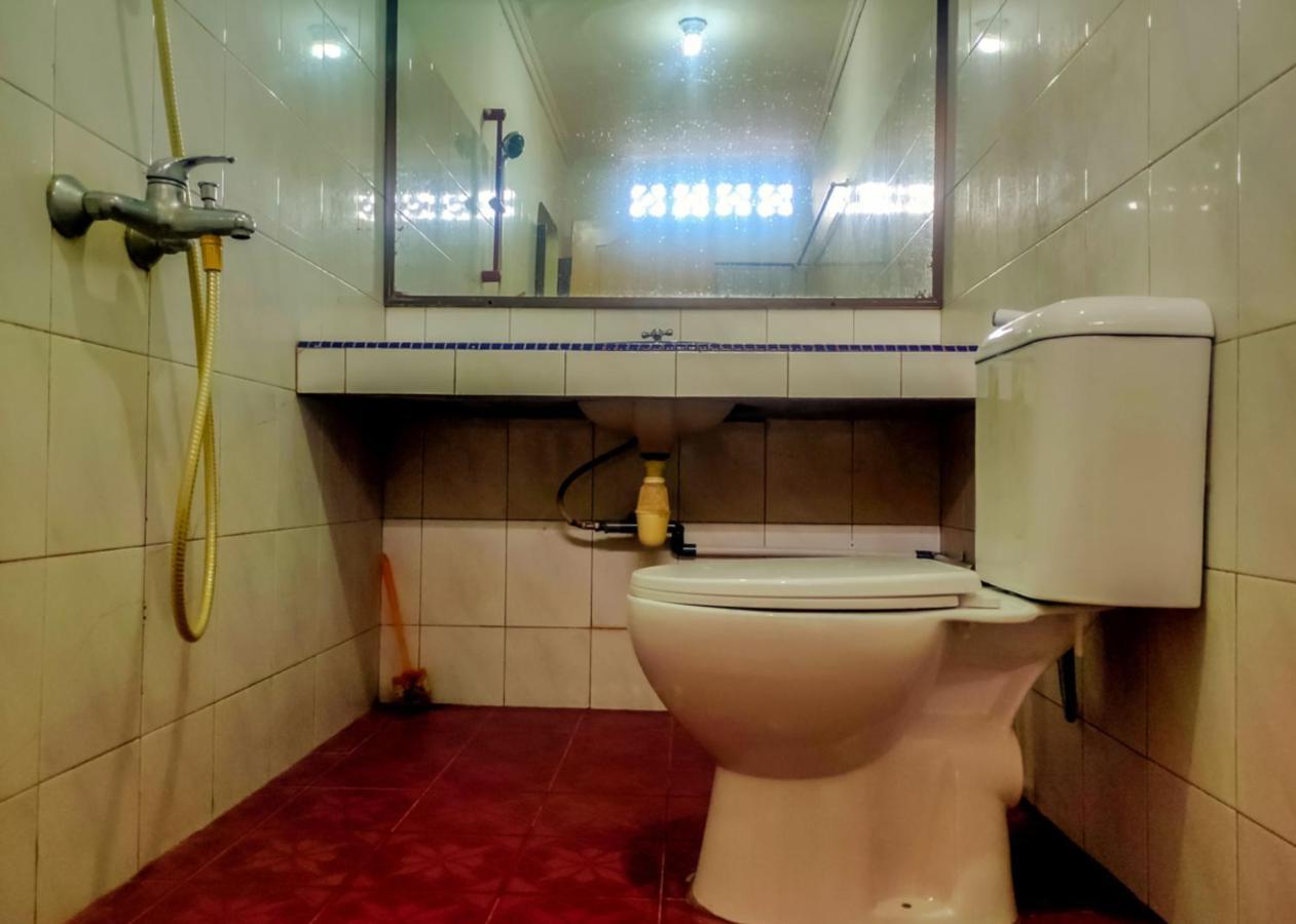 Oyo 3372 Hotel Pelita Terang 纳柯亚 外观 照片