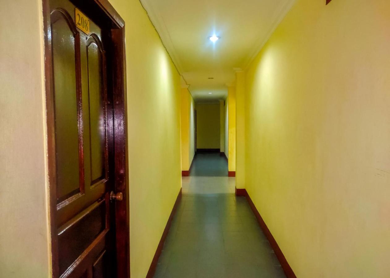 Oyo 3372 Hotel Pelita Terang 纳柯亚 外观 照片